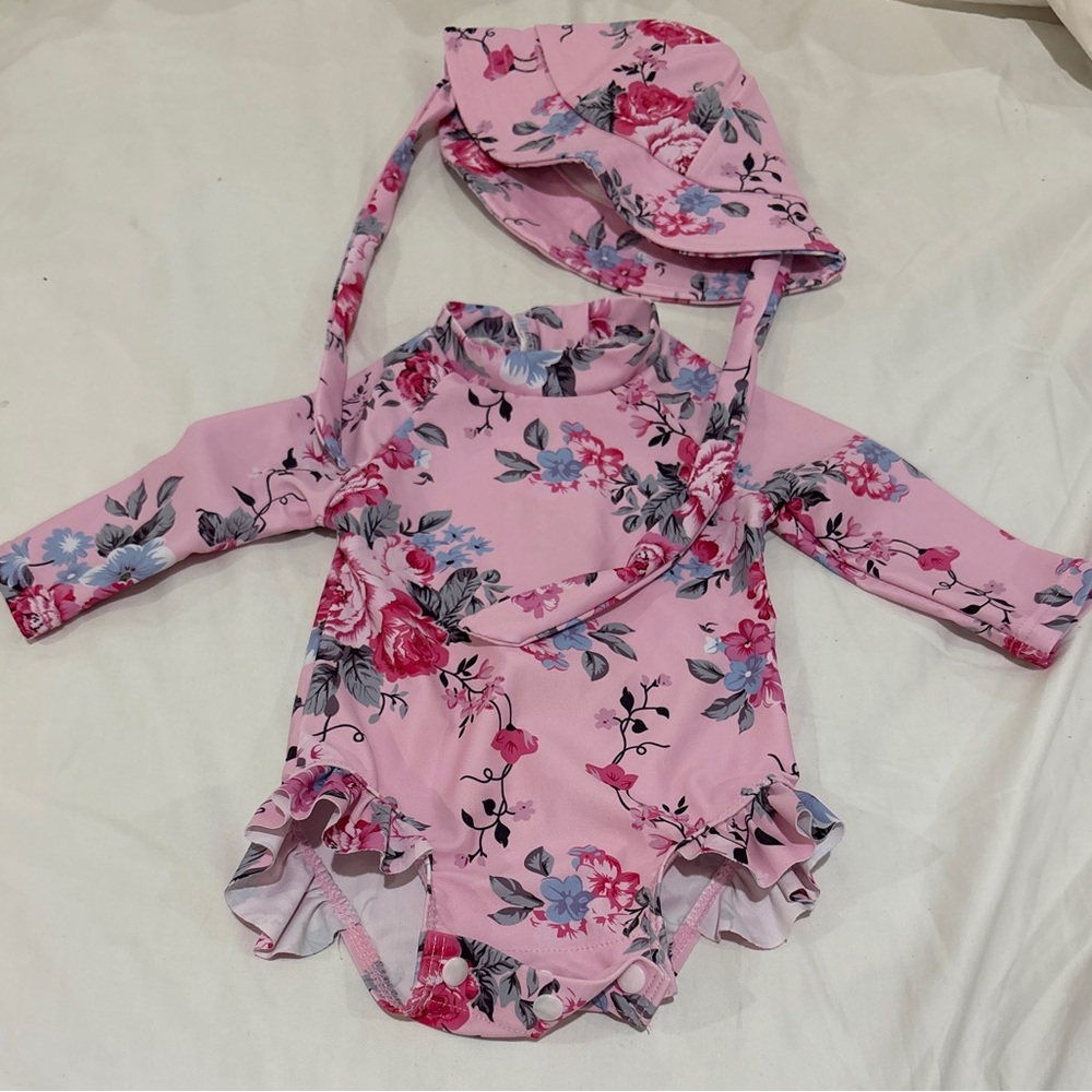 Young Tree Floral Swim Set - Picture 3 of 4